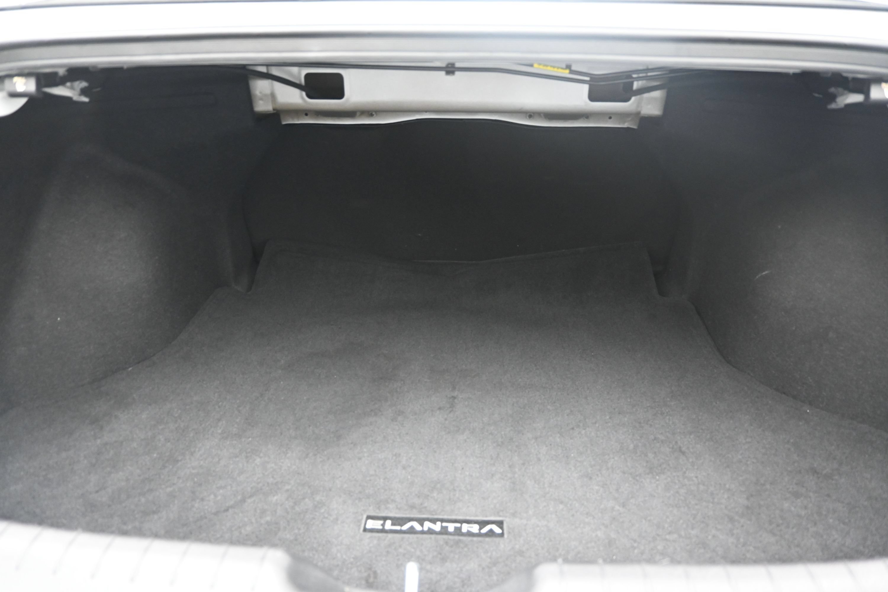 Used 2021 Hyundai Elantra SEL FWD image 22