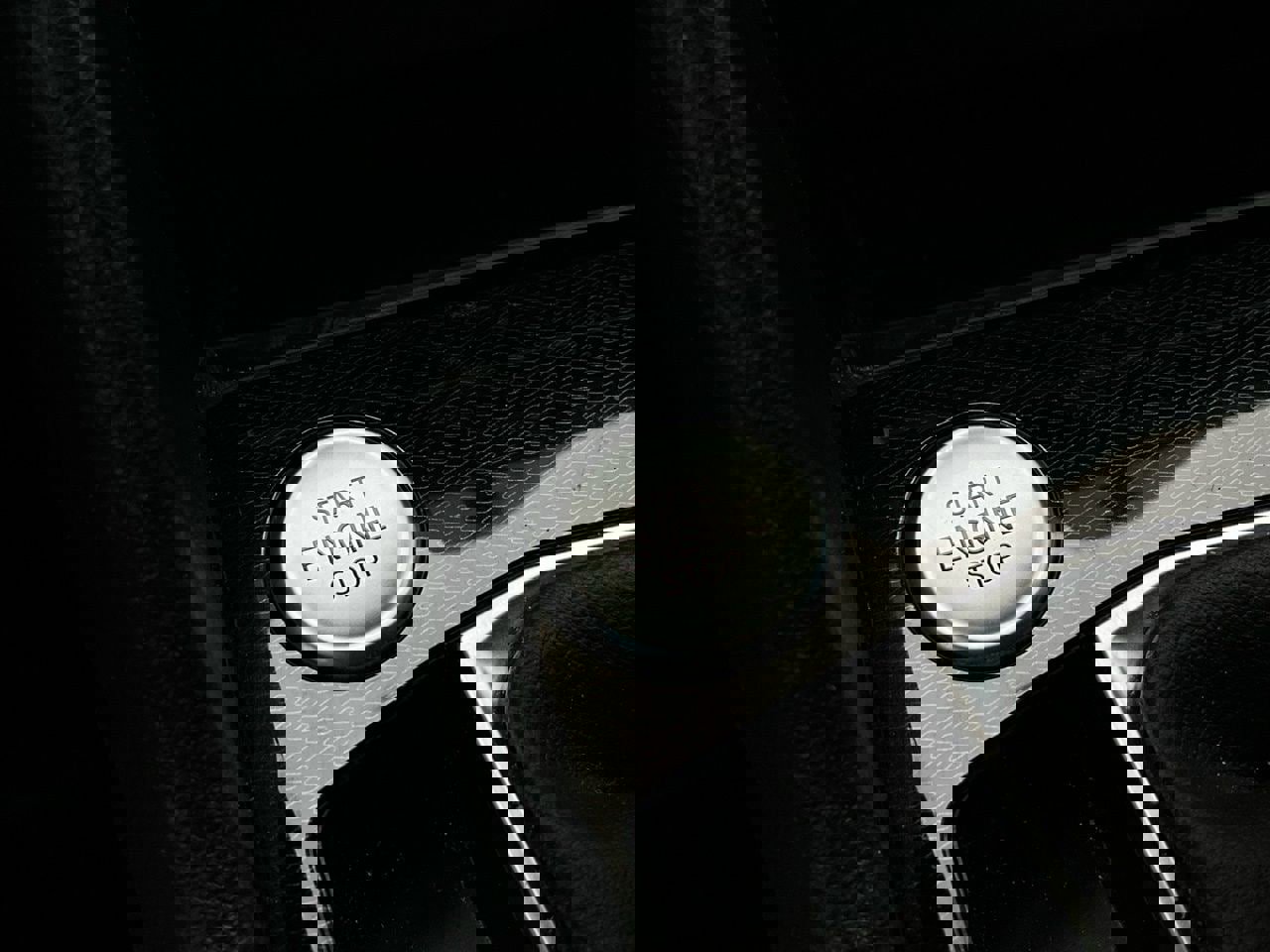 Used 2025 Volkswagen Taos SE FWD image 24