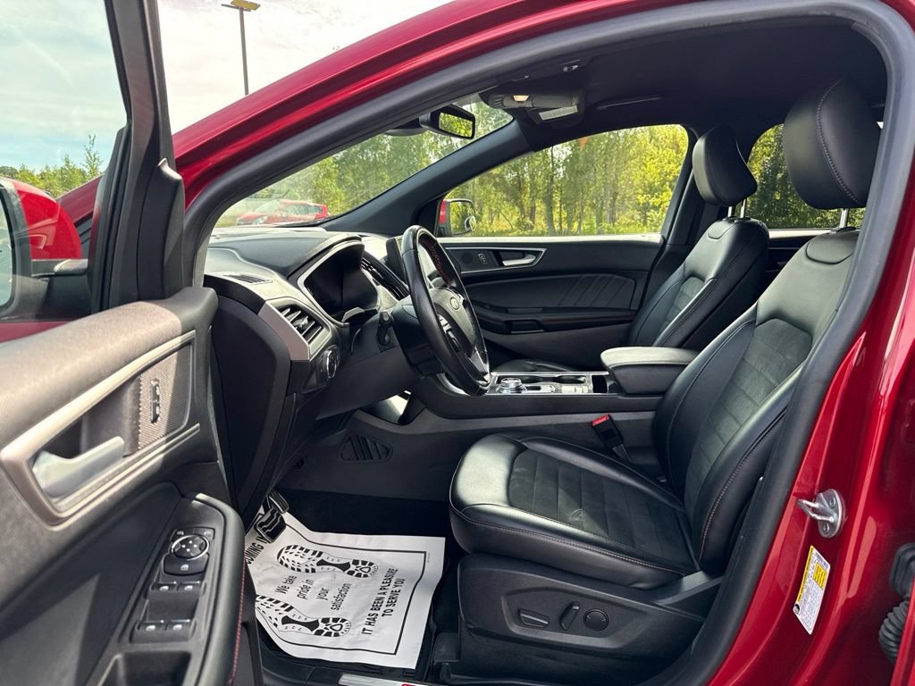 Used 2021 Ford Edge ST-Line AWD/4WD image 23