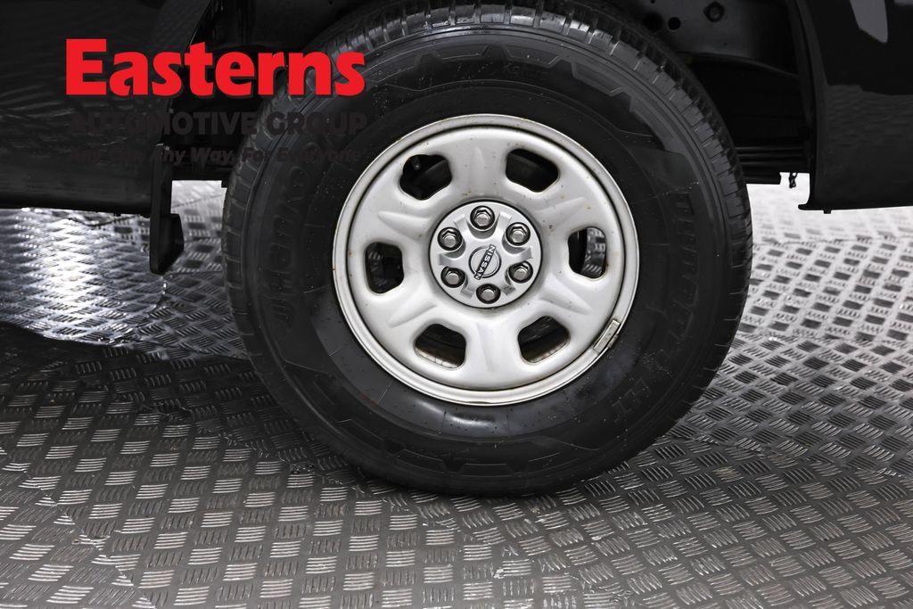 Used 2022 Nissan Frontier S RWD image 29
