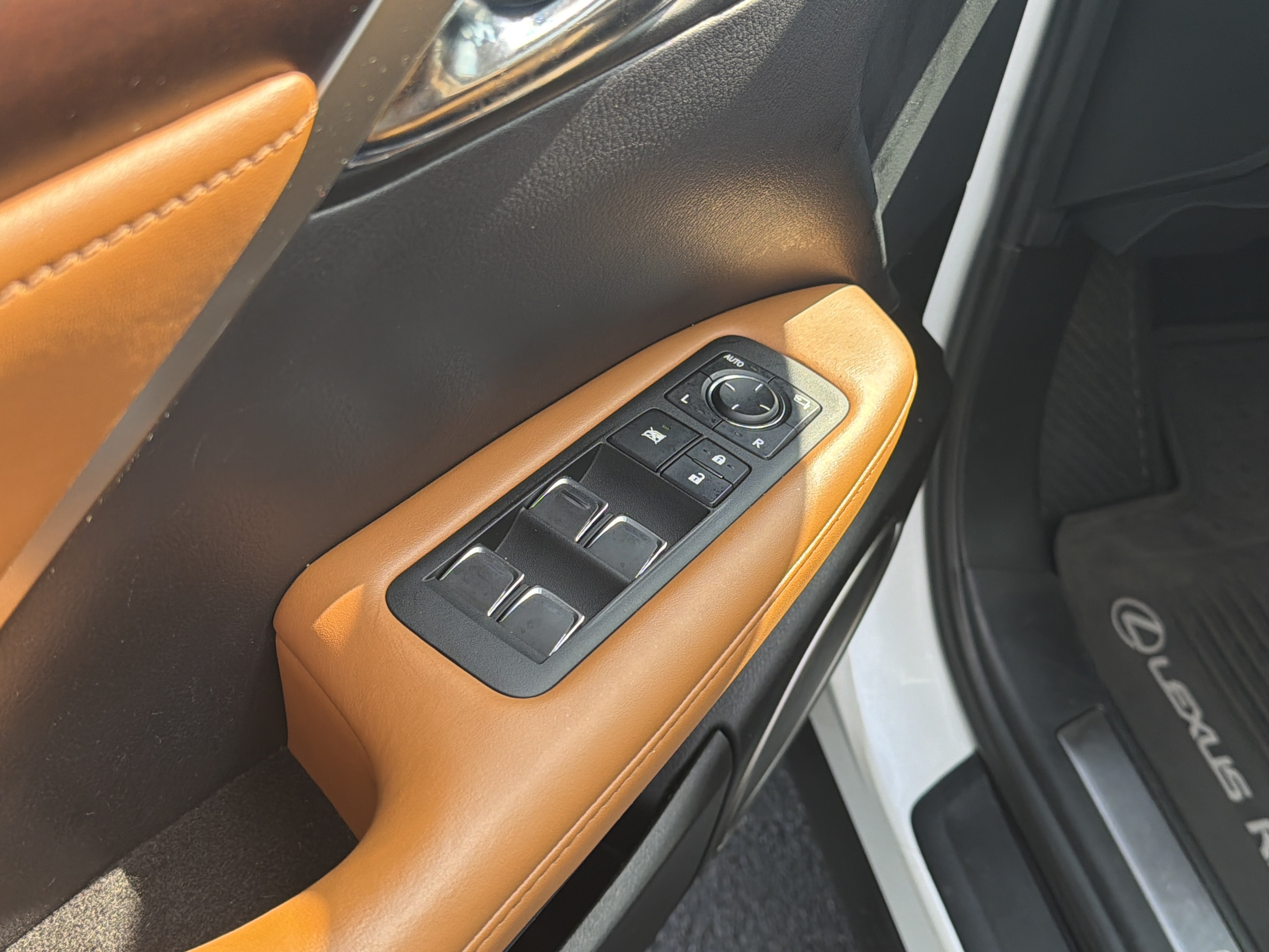 Used 2021 Lexus RX 350 AWD w/ Premium Package image 23