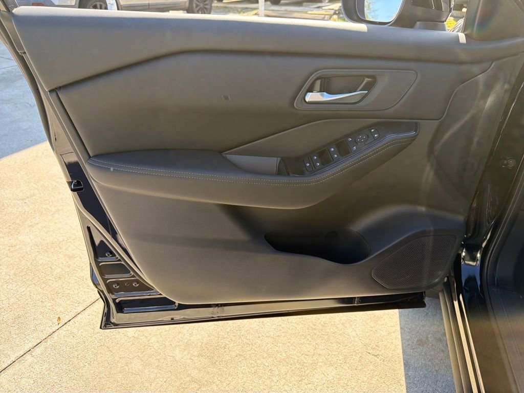 New 2026 Nissan Rogue SV w/ Cold Weather Package image 16