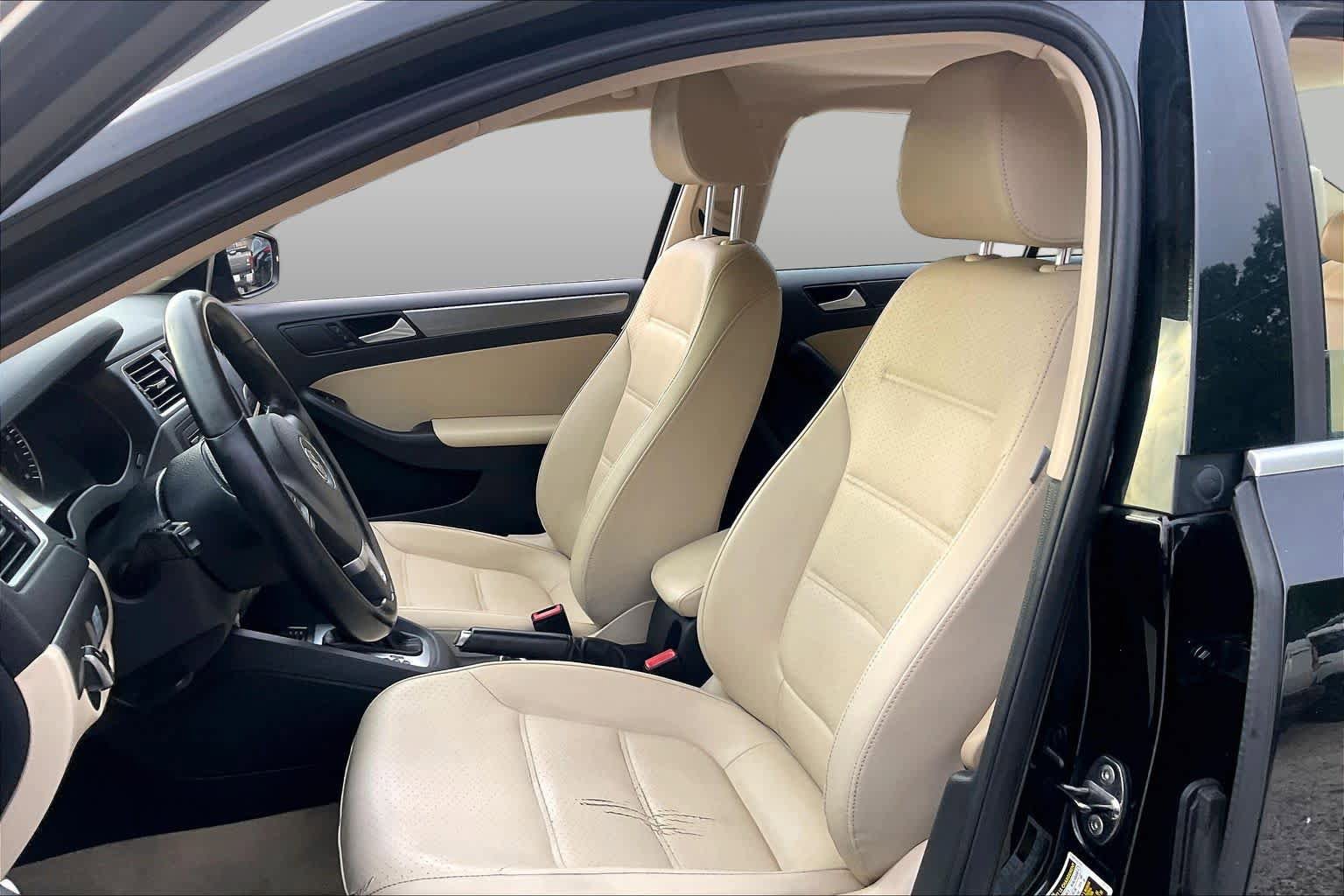 Used 2014 Volkswagen Jetta TDI FWD image 8