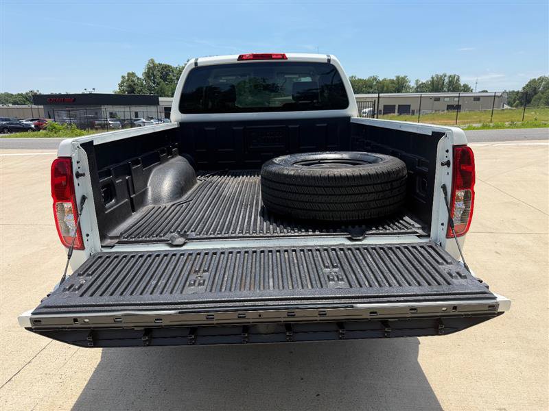 Used 2021 Nissan Frontier S RWD image 7