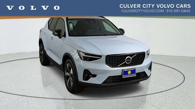 New 2026 Volvo XC40 B5 Plus w/ Protection Package Premier
