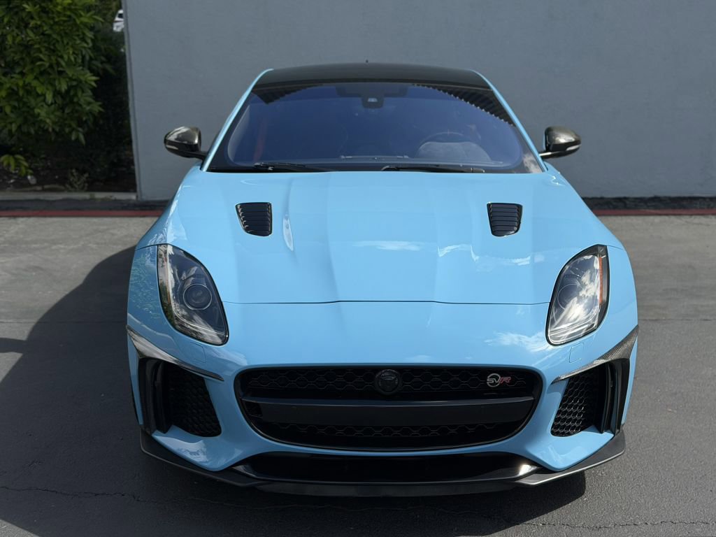 Used 2017 Jaguar F-TYPE SVR image 3