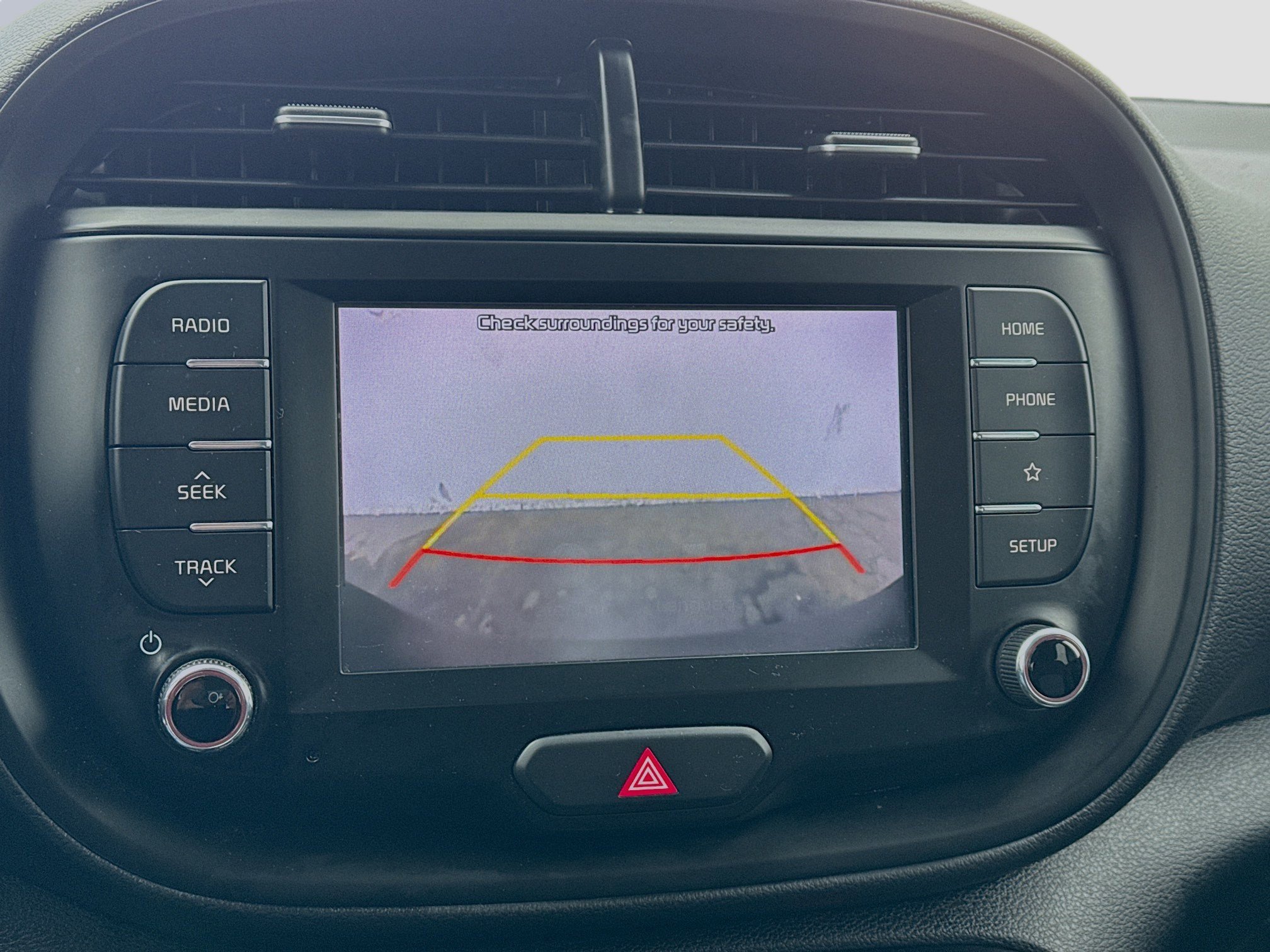 Used 2020 Kia Soul LX image 10