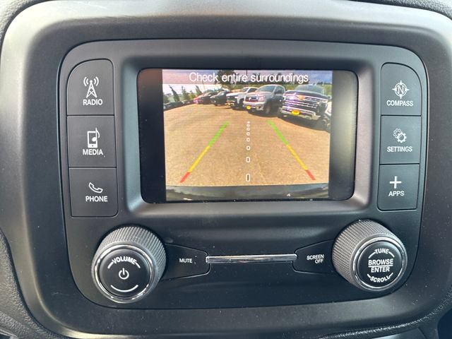 Used 2019 Jeep Renegade Sport w/ Sport Appearance Group FWD image 23