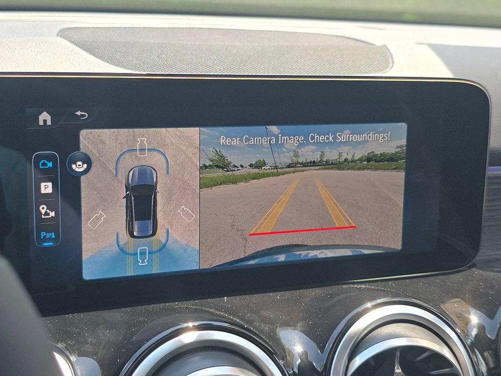 New 2026 Mercedes-Benz GLB 250 4MATIC image 30