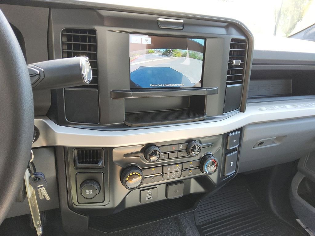 New 2025 Ford F550 2WD Regular Cab Super Duty image 11