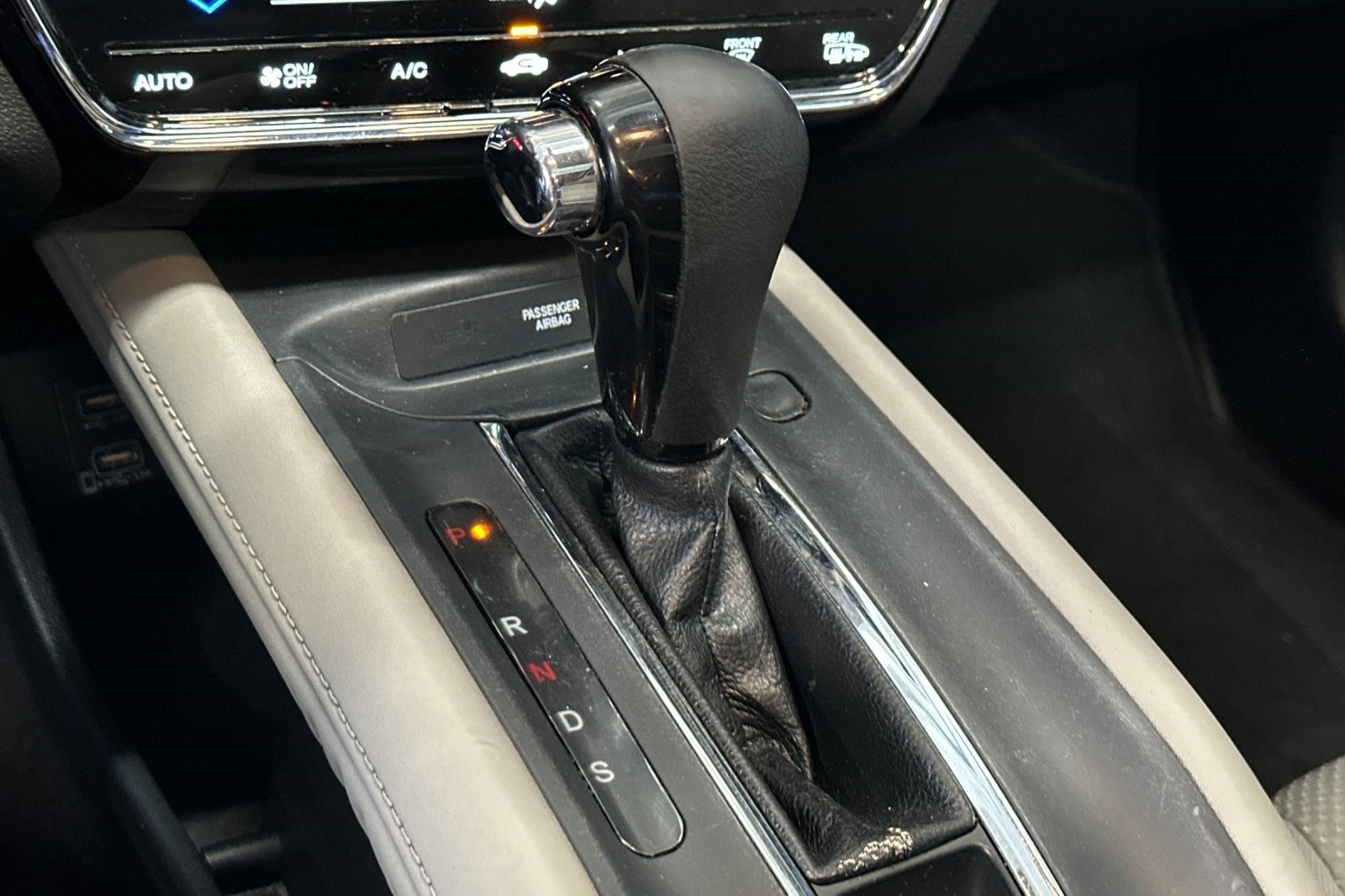 Used 2022 Honda HR-V EX image 19