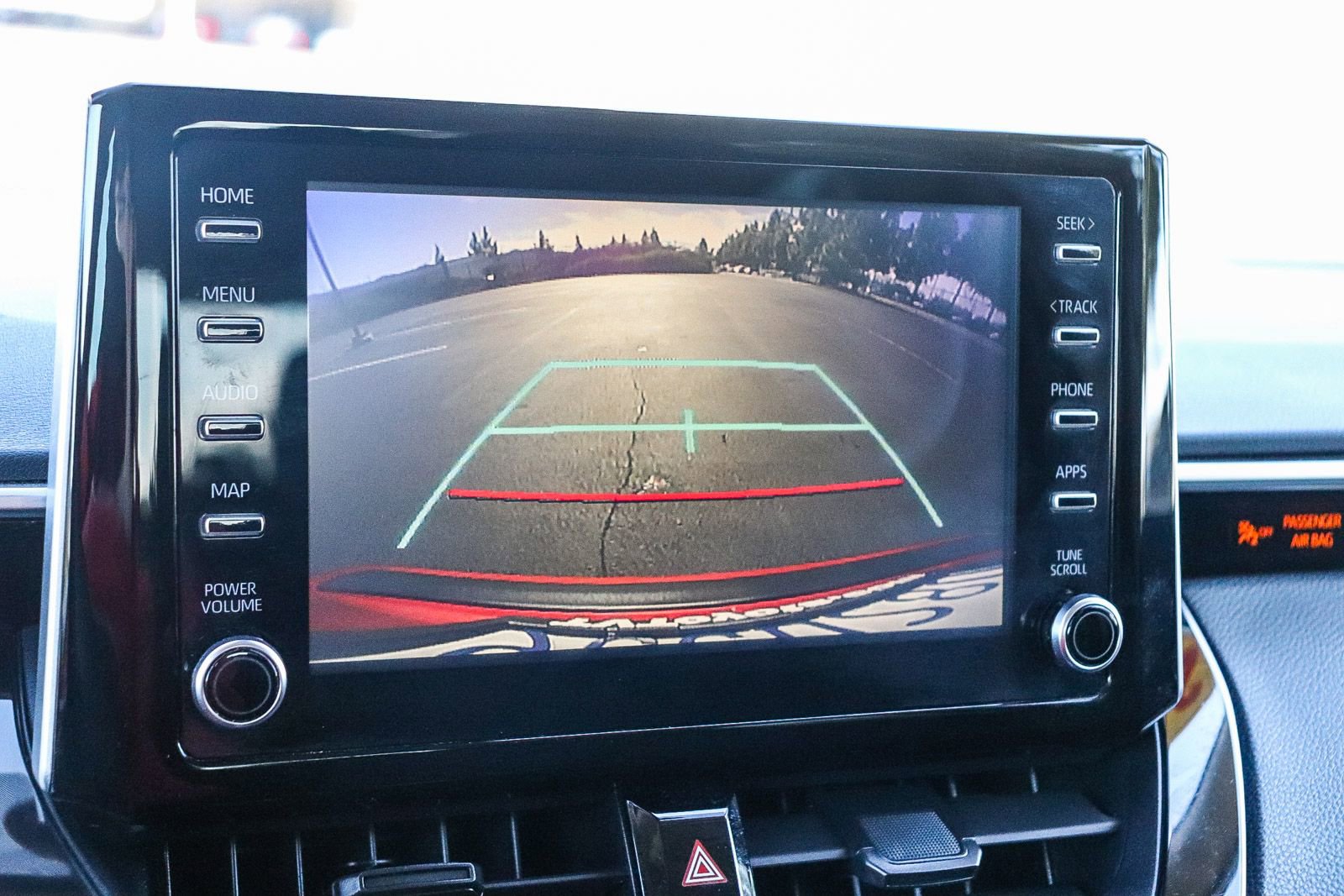 Certified 2020 Toyota Corolla LE image 30