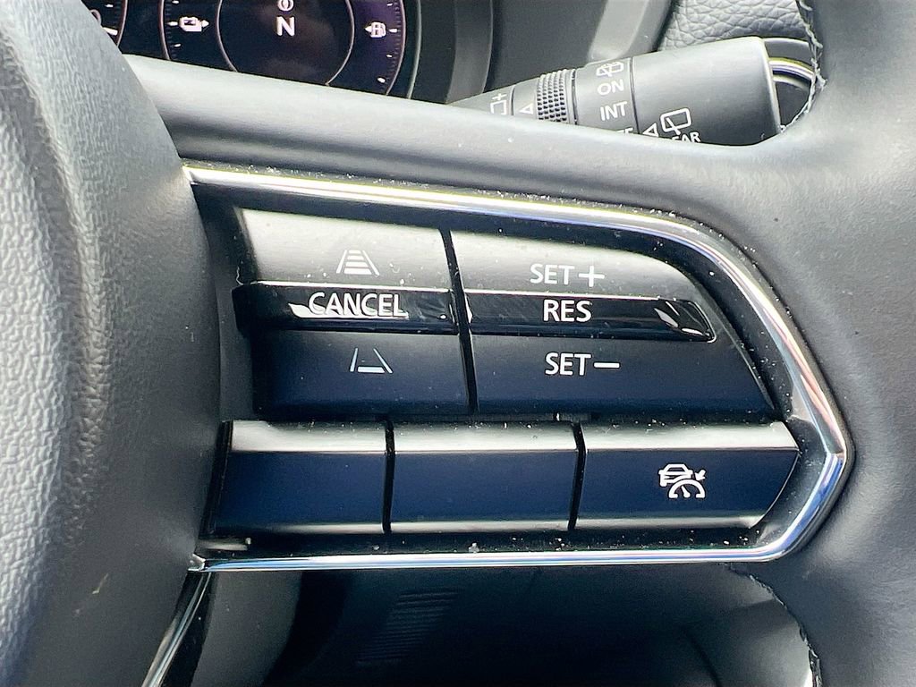 Used 2025 MAZDA CX-90 Plug-In Hybrid w/ Preferred AWD/4WD image 13
