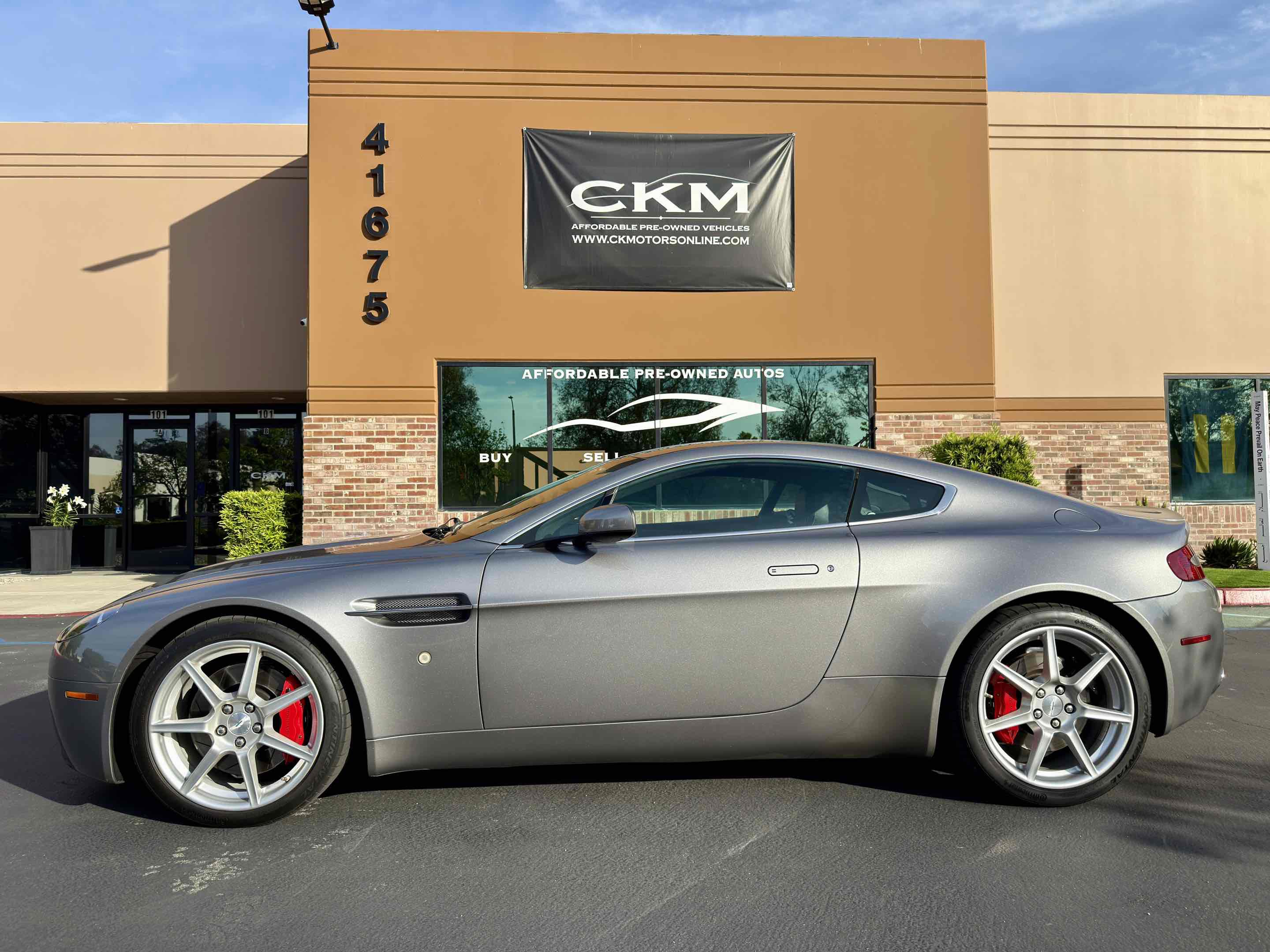 Used 2006 Aston Martin V8 Vantage Coupe RWD image 4