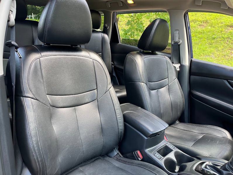 Used 2019 Nissan Rogue SL w/ Premium Package AWD/4WD image 36