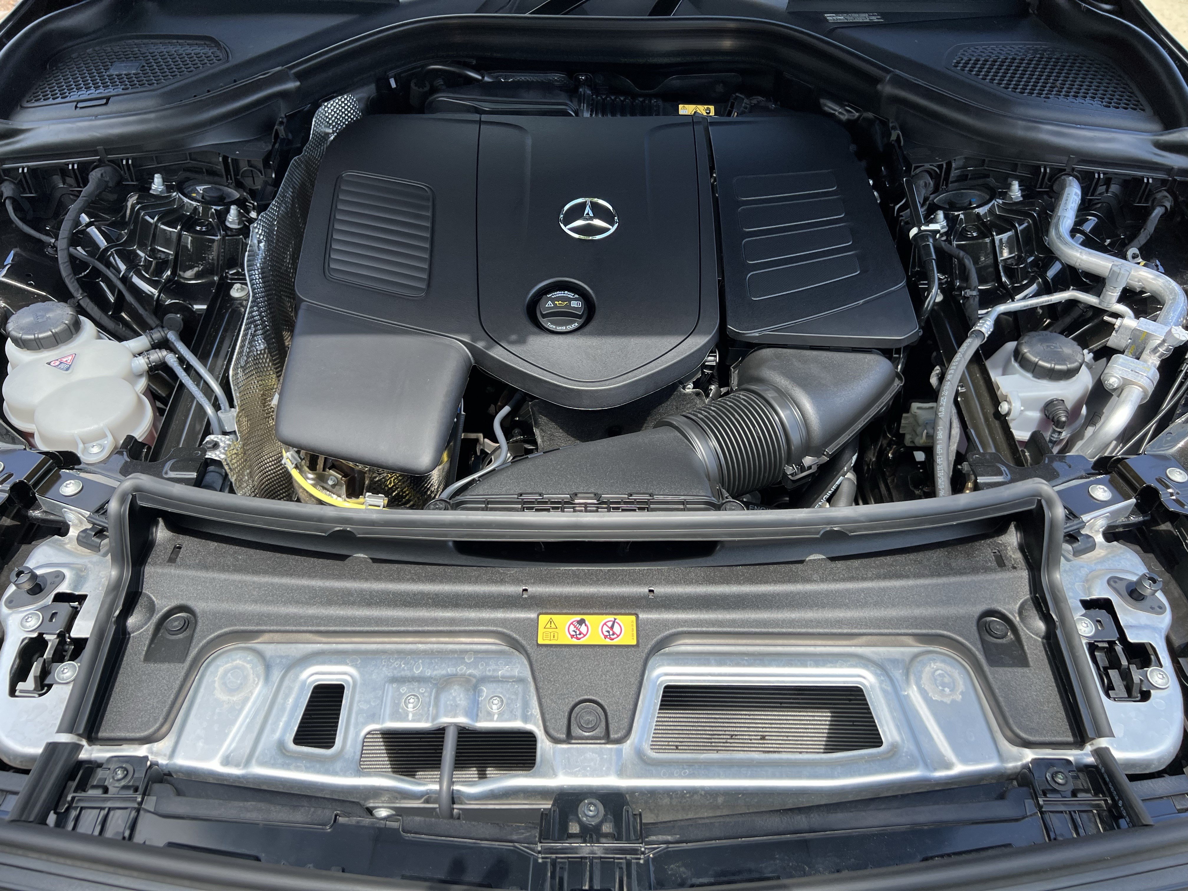 Certified 2025 Mercedes-Benz GLC 300 4MATIC w/ AMG Line image 36