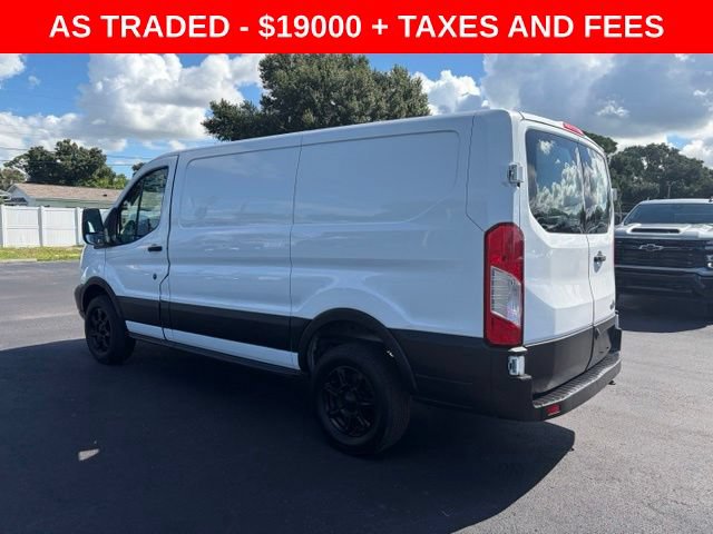 Used 2019 Ford Transit 250 130 Low Roof w/ Exterior Upgrade Package RWD image 4