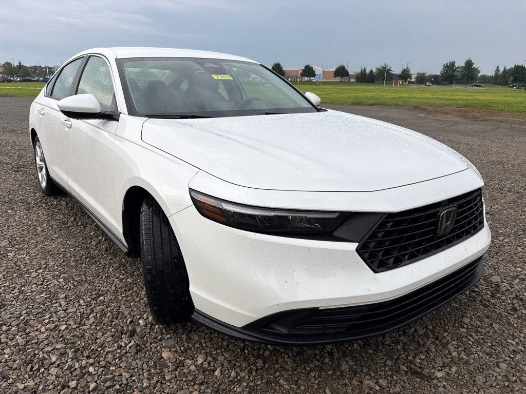 Used 2025 Honda Accord LX image 10