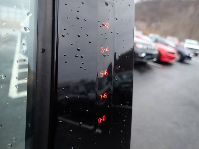 Used 2019 Ford Explorer Platinum image 13