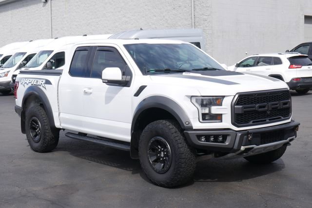 Used 2017 Ford F150 Raptor w/ Equipment Group 802A Luxury image 8