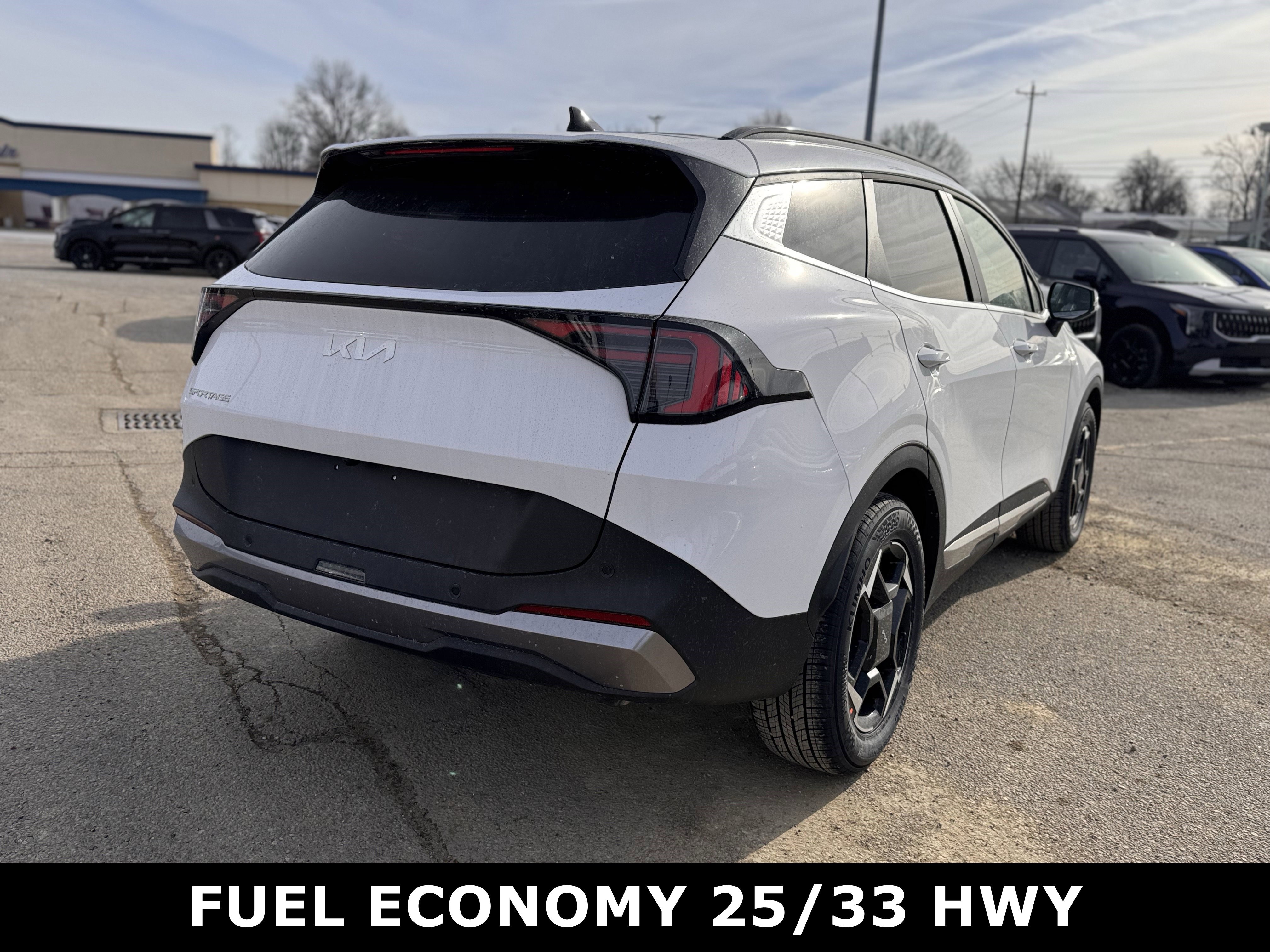 New 2026 Kia Sportage EX image 3