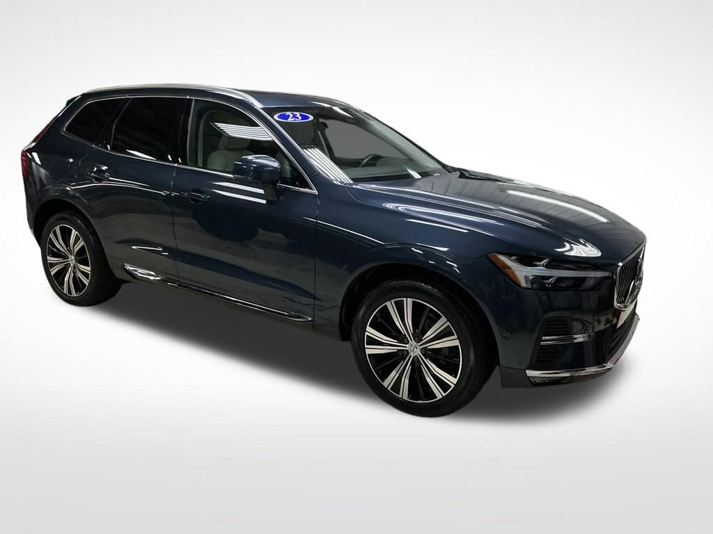 Used 2023 Volvo XC60 B5 Plus w/ Climate Package image 11