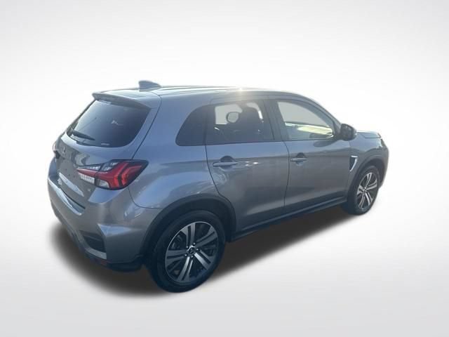 Used 2025 Mitsubishi Outlander Sport SE AWD/4WD image 5