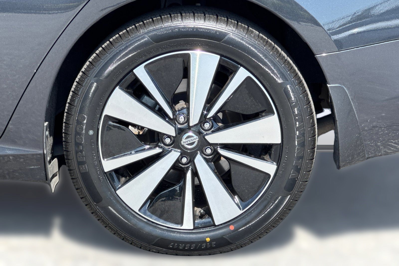 Used 2022 Nissan Altima 2.5 SV FWD image 12