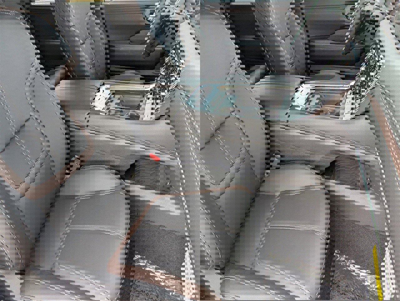 New 2025 Nissan Armada SL image 28