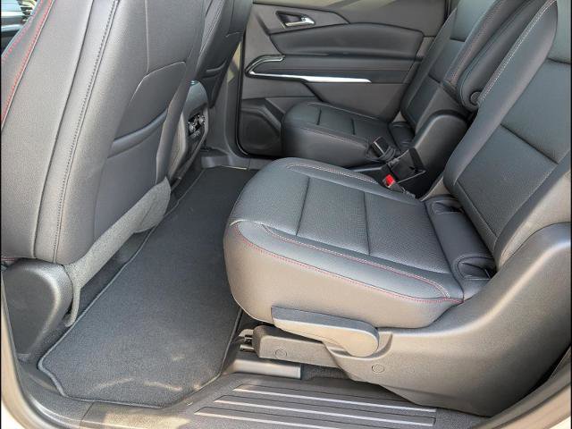 New 2026 Chevrolet Traverse Z71 image 13