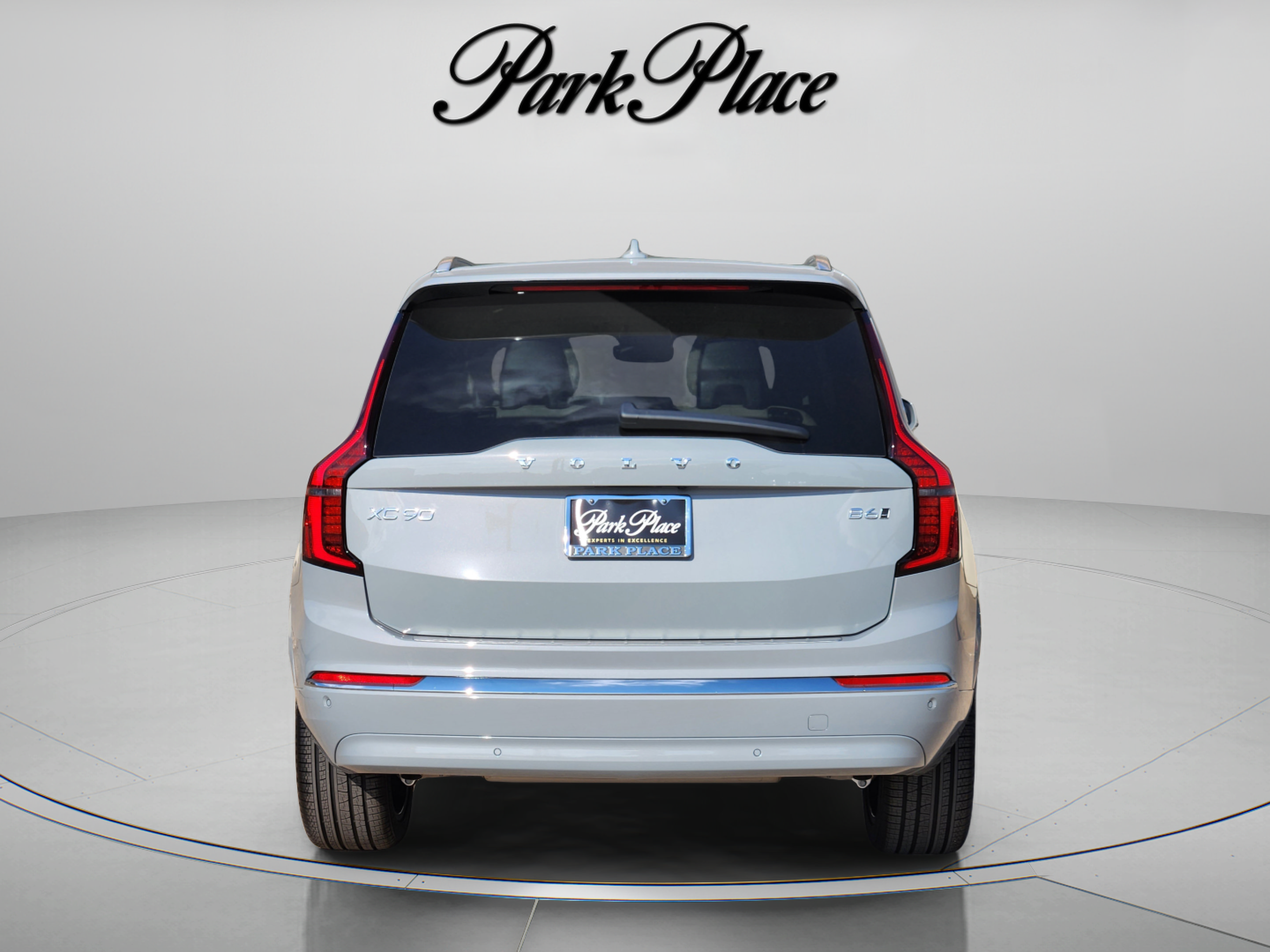 Used 2026 Volvo XC90 B6 Plus w/ Protection Package Premier AWD/4WD image 4