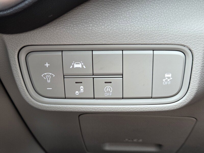 Used 2020 Kia Soul S FWD image 27