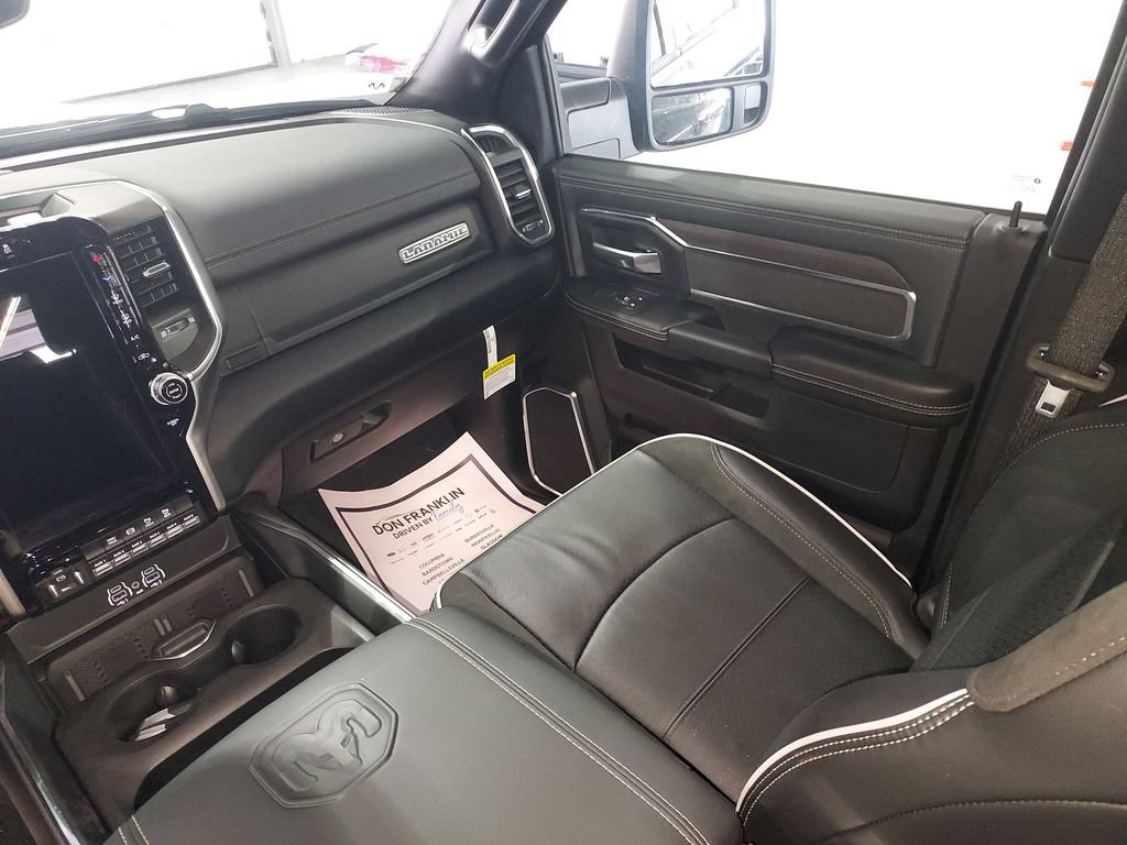 New 2026 RAM 3500 Laramie AWD/4WD image 11