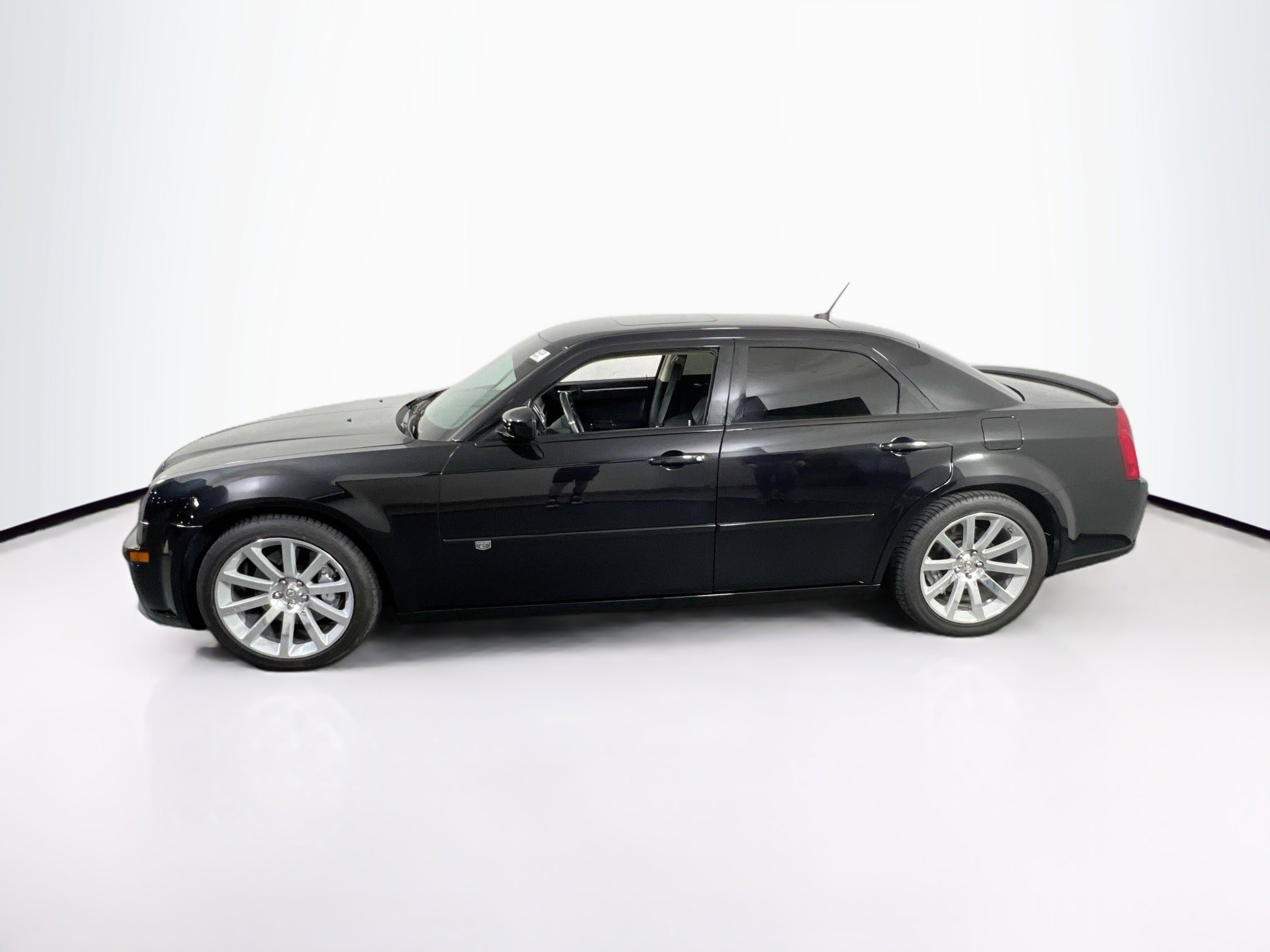 Used 2008 Chrysler 300 SRT8 w/ SRT Option Group II image 8