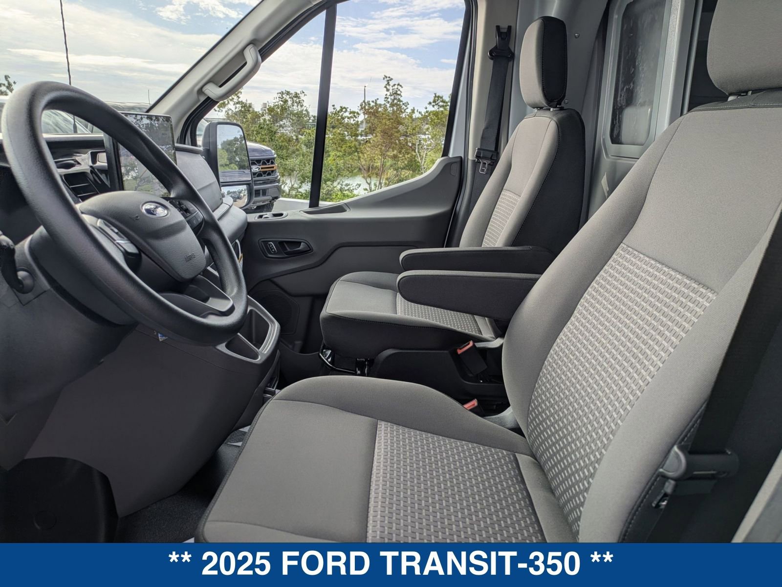 New 2025 Ford Transit 350 w/ Interior Upgrade Package RWD image 26