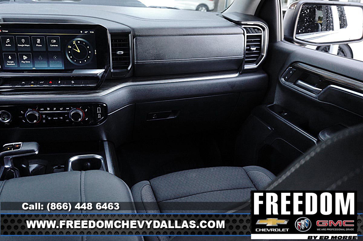 Used 2024 Chevrolet Silverado 1500 LT Trail Boss w/ LPO, Dark Essentials Package AWD/4WD image 30