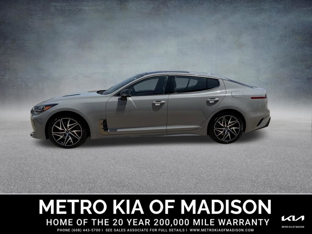 Used 2022 Kia Stinger GT-Line w/ Sun & Sound Package AWD/4WD image 3