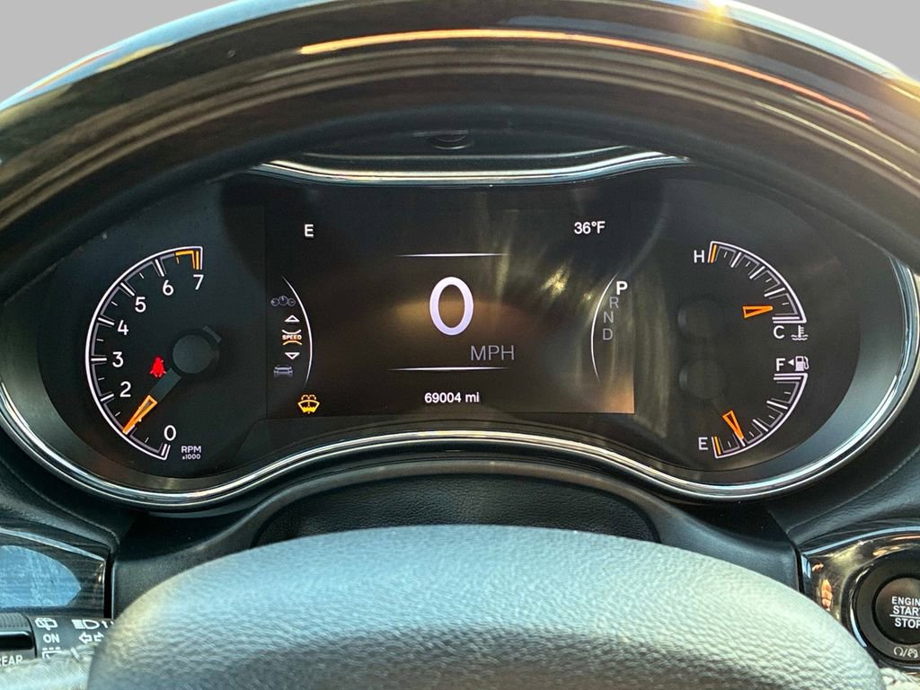 Used 2019 Jeep Grand Cherokee Overland image 27