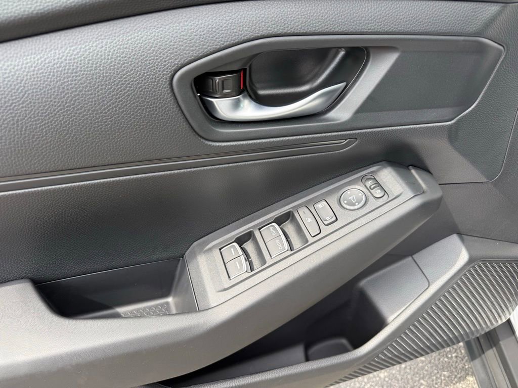 Used 2025 Honda Accord LX image 17