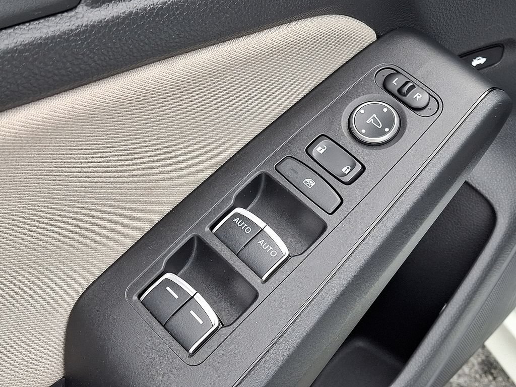 Used 2022 Honda Civic LX image 14