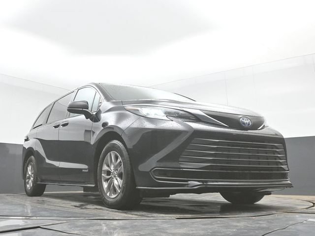 Used 2021 Toyota Sienna LE FWD image 42