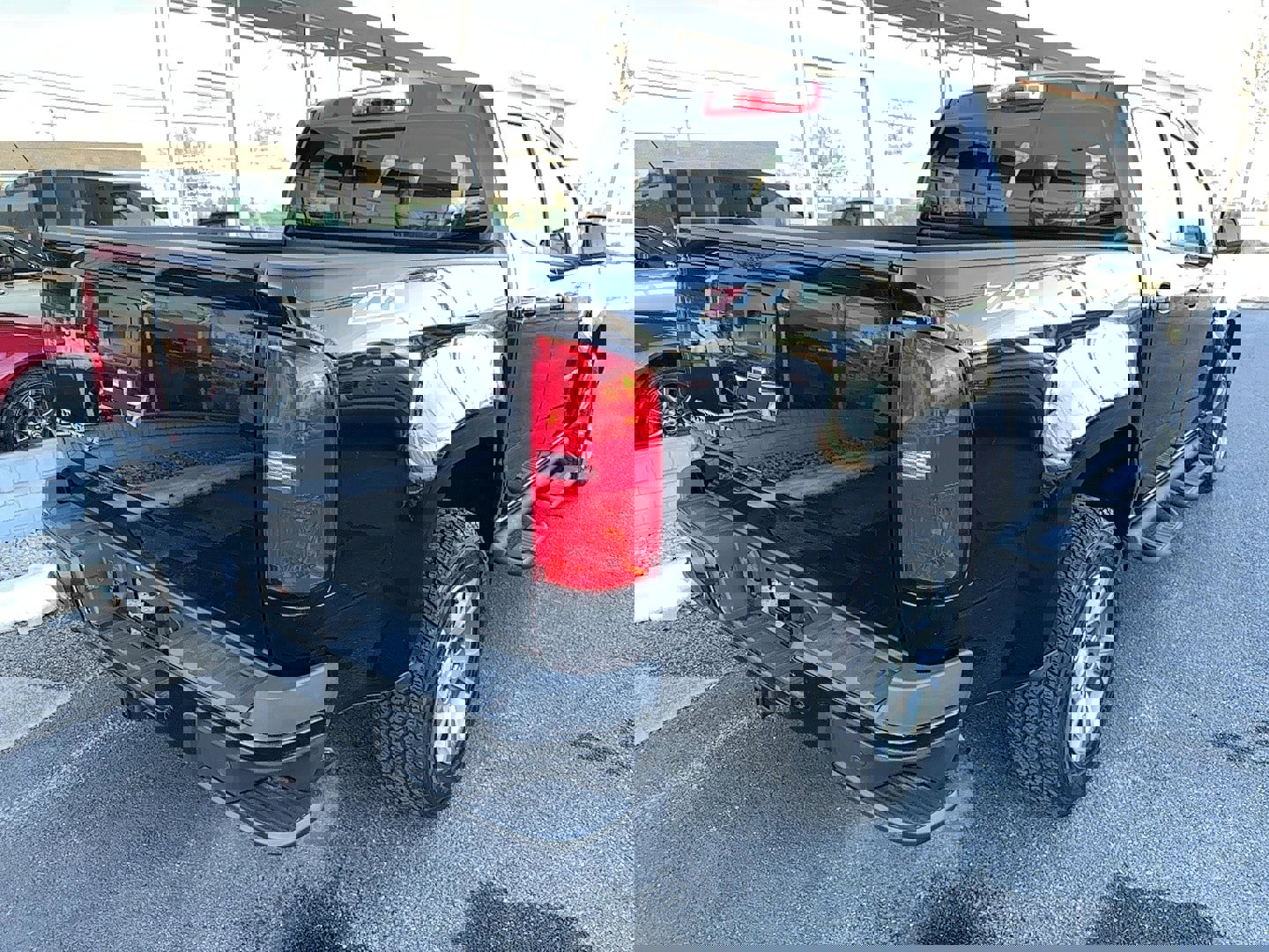 Used 2019 Chevrolet Colorado Z71 image 3