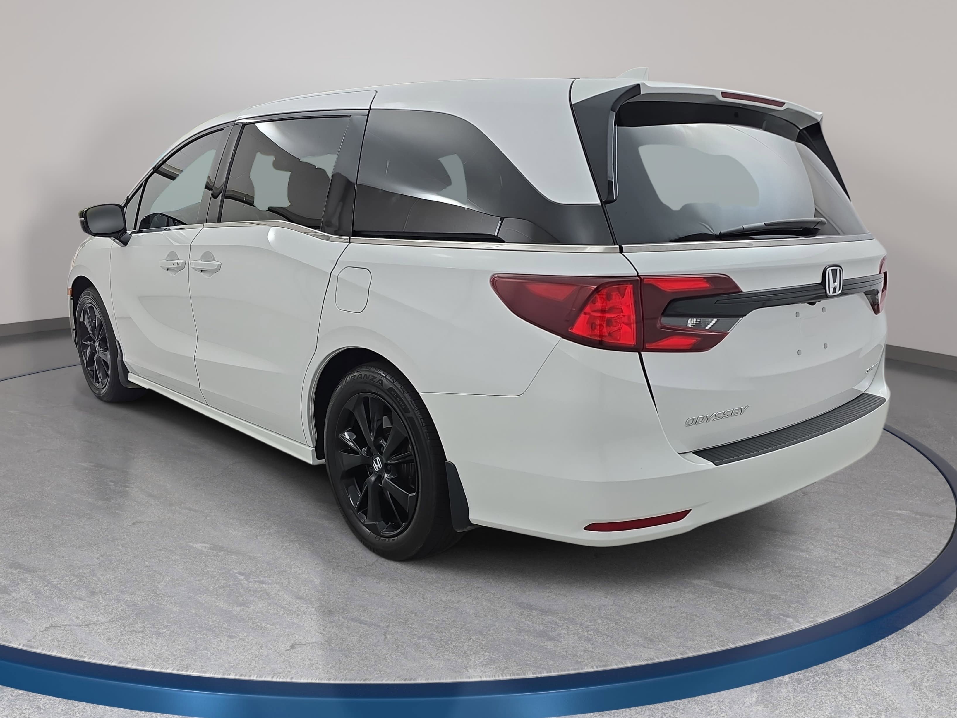 Certified 2024 Honda Odyssey Sport image 7