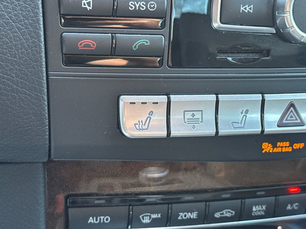 Used 2014 Mercedes-Benz E 350 Sedan image 34