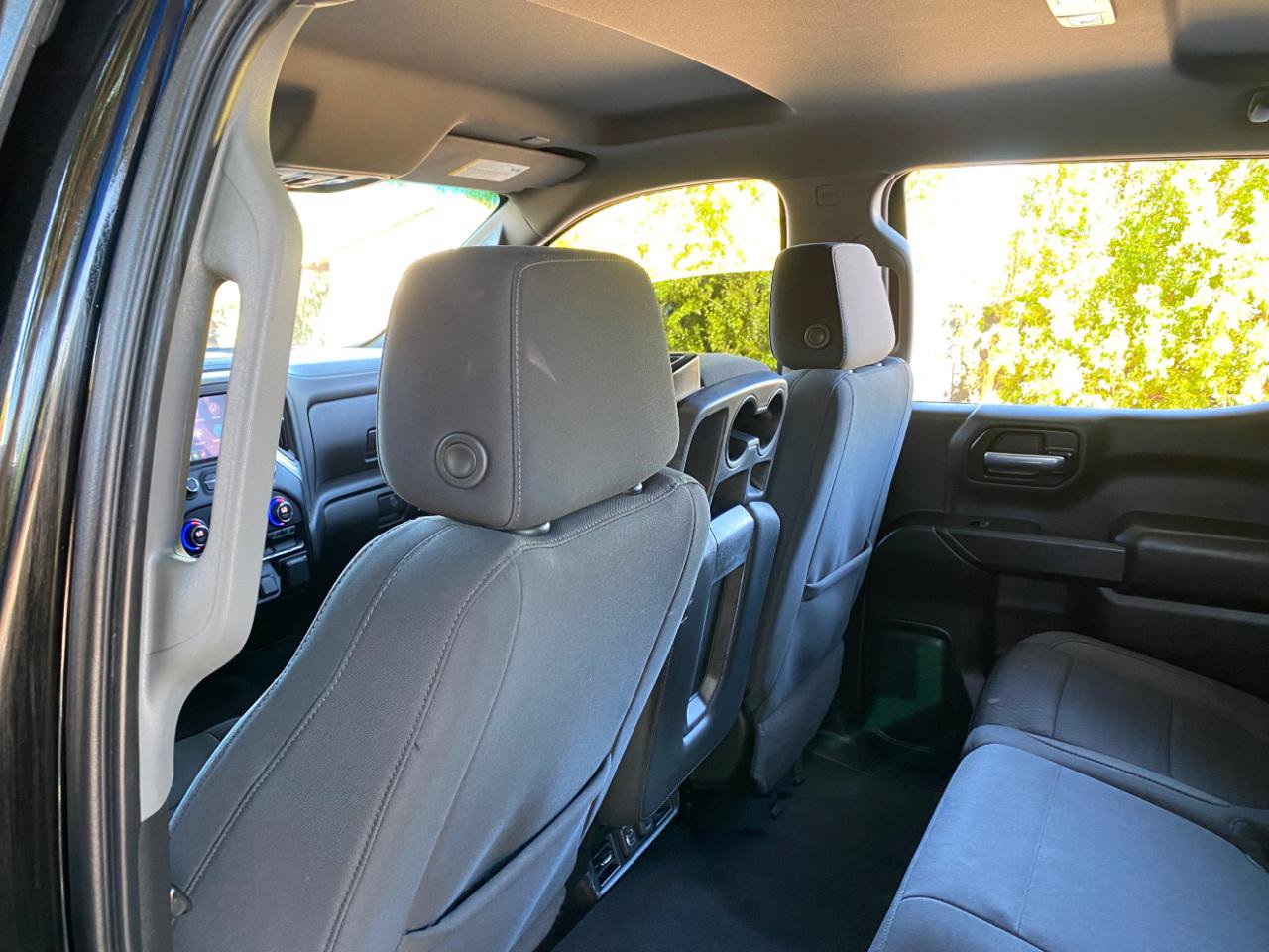 Used 2021 Chevrolet Silverado 1500 LT w/ Convenience Package II AWD/4WD image 31