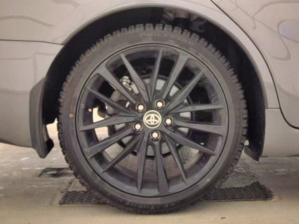 Used 2022 Toyota Camry XSE w/ Cold Weather Package FWD image 21