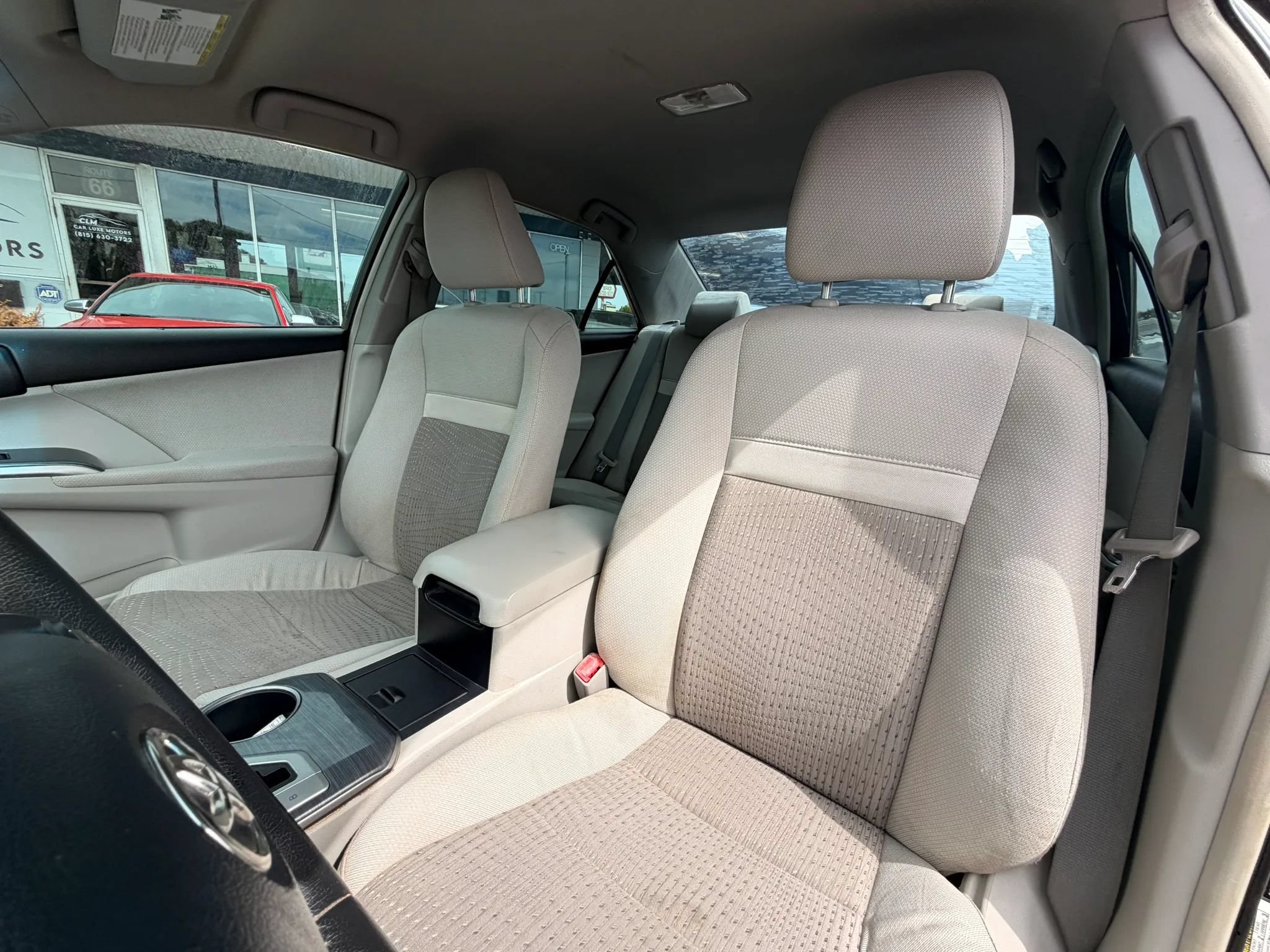 Used 2012 Toyota Camry XLE w/ Convenience Pkg FWD image 10