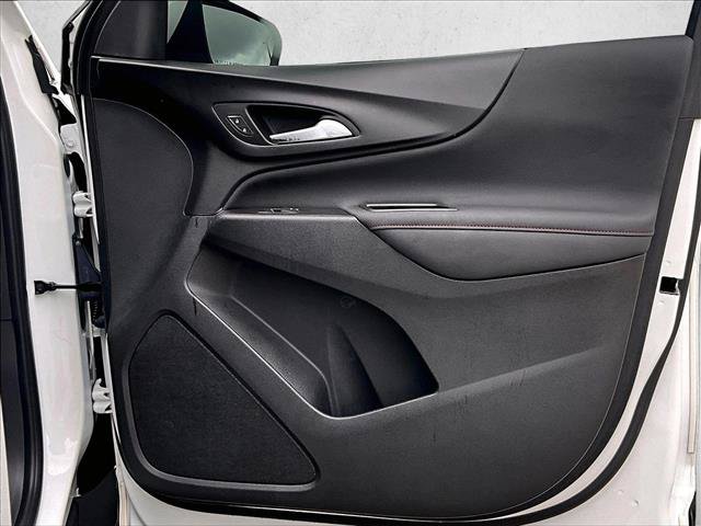 Used 2023 Chevrolet Equinox RS FWD image 19