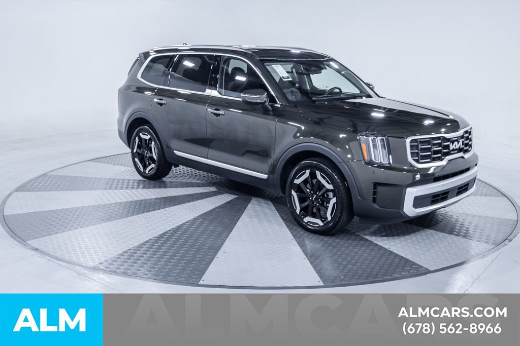 Used 2024 Kia Telluride S w/ S Sunroof Package FWD image 14