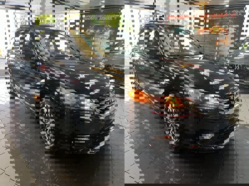 Used 2013 Honda Accord LX image 3